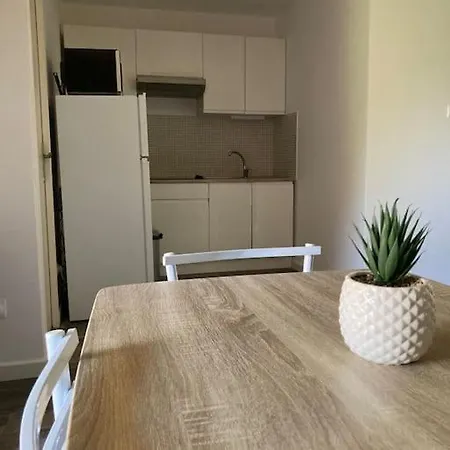 Apartment : T2 Au Port St Pierre